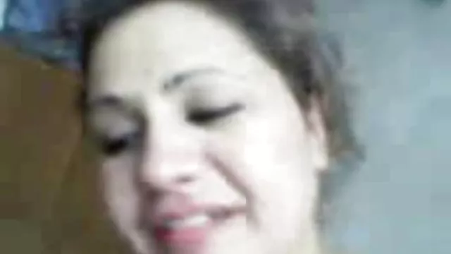بزرگسالان بدون ثبت نام او تبدیل به یک زن فیلمسوپر بکن بکن